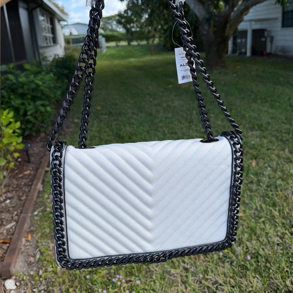 ALDO Greenwood White Quilted Shoulder Bag/Crossbody Bag - Picture 4 of 16